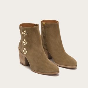 FRYE - CASEY suede booties- CUTE